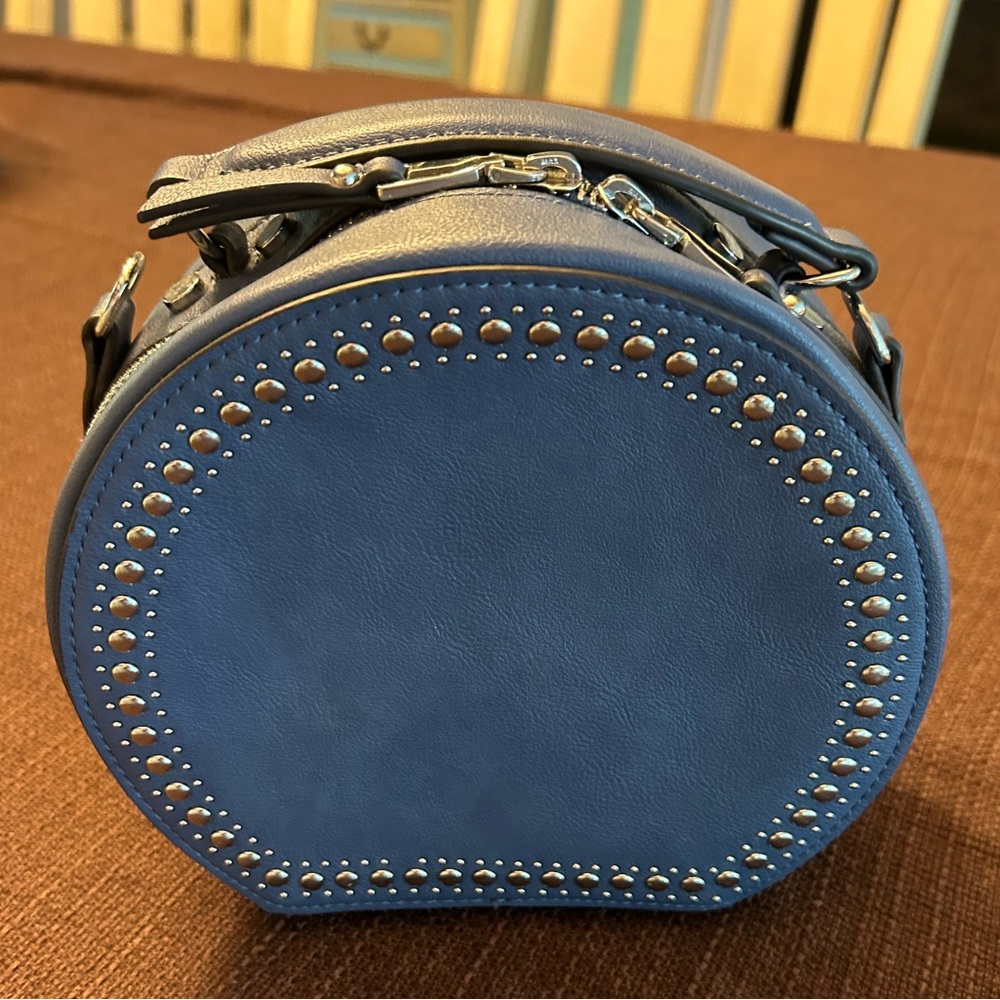Circle bag from International Concepts INC